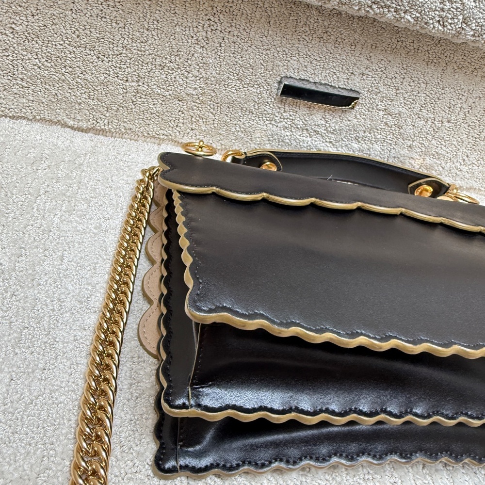 Fendi Vitello Liberty Scalloped Studded Kan I Shoulder Bag Black - Picture 10 of 12